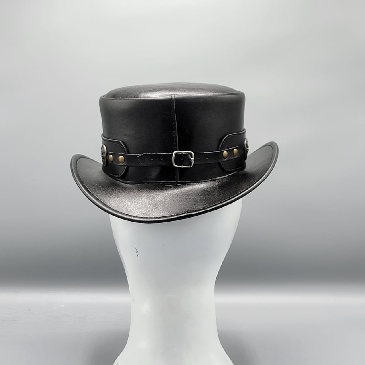 Cowhide Pattern Genuine Leather Western Cowboy Hat with Silver-Tone Ornament detail view